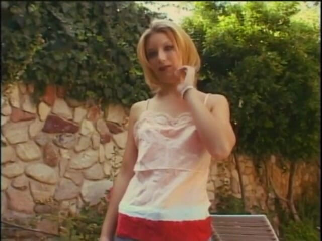 Dangerous Teens: Hot blonde teen-bearer with great ass blows and fucks outdoors