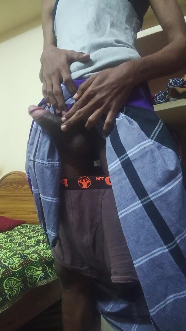 Shadow Guy: Desi Teen Boy Cumshot and Jerk off in Home.