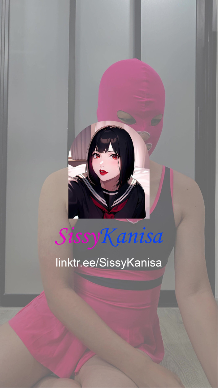 SissyKanisa: Sissy Kanisa Unbox Her New Toy. Rose Mouth Plug Dildo