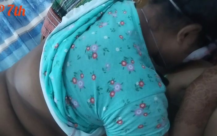 akashprimex790: Istri kepergok lagi selingkuh sama teman kantor suaminya waktu lagi...