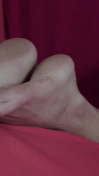 Blonde Sexy Feet in Hot Footjob!