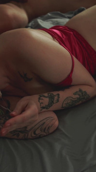 La Compilation Più Hot - La Famiglia Figliastra Condivide Il Letto Sborrata 4K