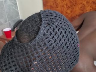 Funfor10k gay videos: Iubiți homosexuali se întâlnesc la hotel