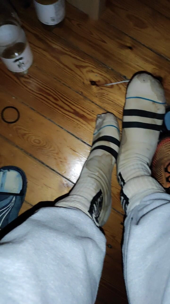 SmokedAlloy2: Dirtyjunkbro nepotřebují záchod, aby se vyčůrali. Dělá to všude! Mega špína!