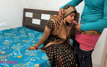 Sexy Komal: Bihari Komal Bhabhi s-a dus să-i dea apă lui Jeth...