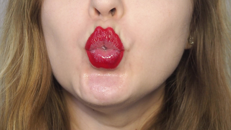 BustyVic: O que você faria com minha boca