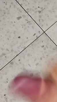 Dans l’ascenseur