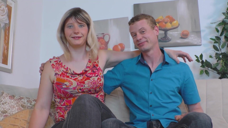 Casting GIRLS AND FIRST PORNO: They Fuck for the First Time in Front of the...