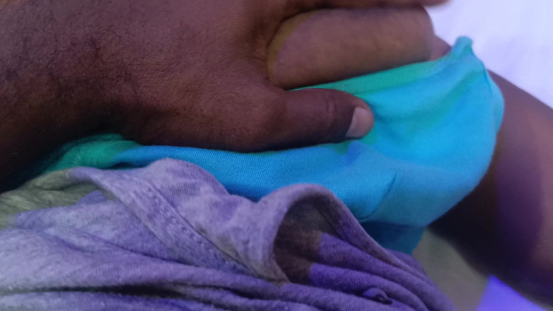 Apple baby: Nečekaná orgasam s nevlastní sestrou