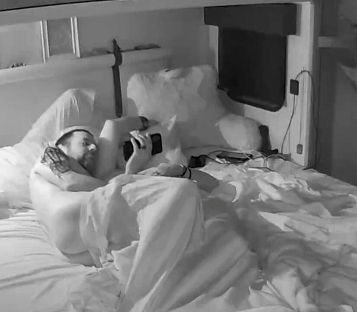 KittieNoOne: Dijolok, dikongkek, dan dipancut dalam