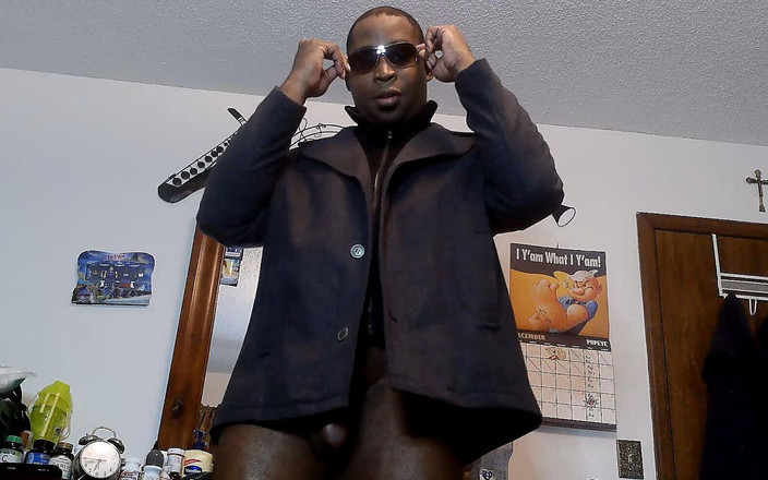 Blkbamaboi73: Tengkorak pria kulit hitam yang tampan meniduri bos untuk menjadi...