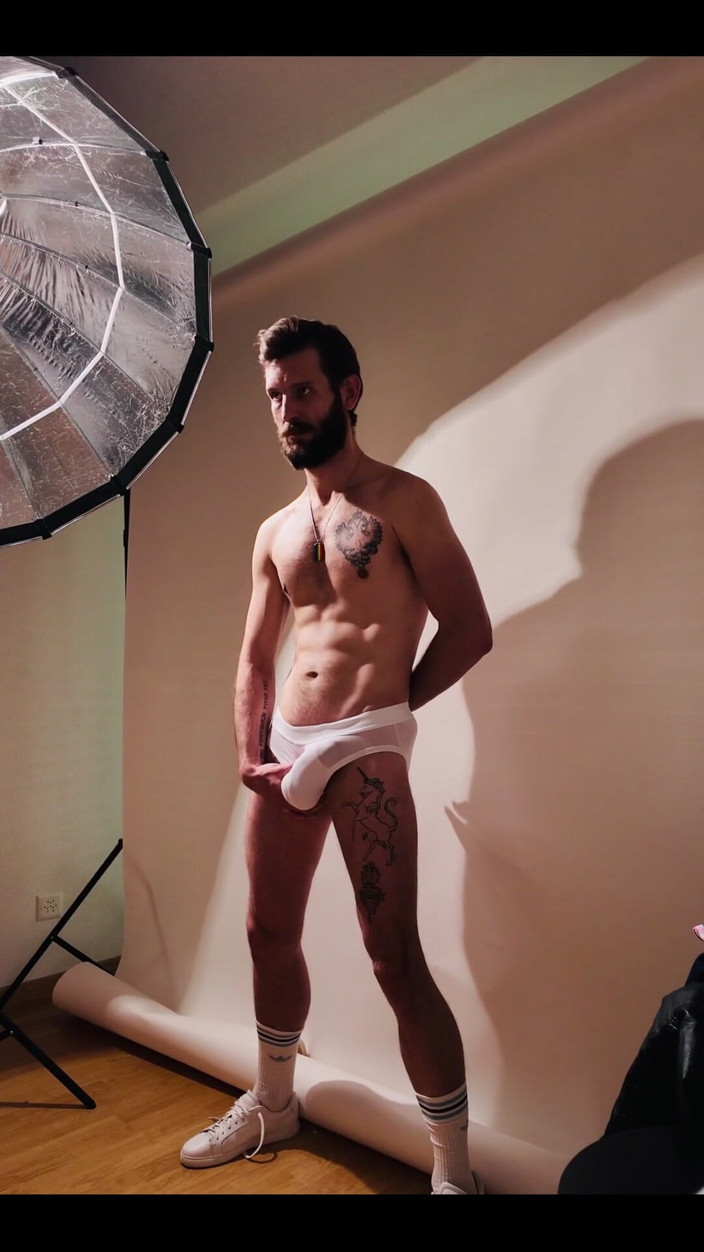 BohemianBoy: Masturbation