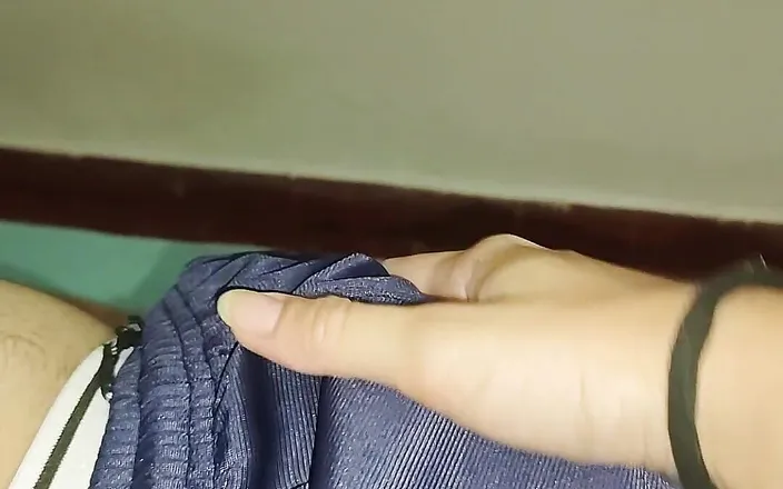Lunah Blanc: Masturbating Husband's Dick Before Bed