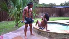 LyricsWay: 泳池边大黑冲击 dreads way 和 lyric sky 第一次遇到