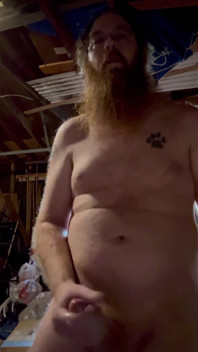 Quick Cum in the Garage