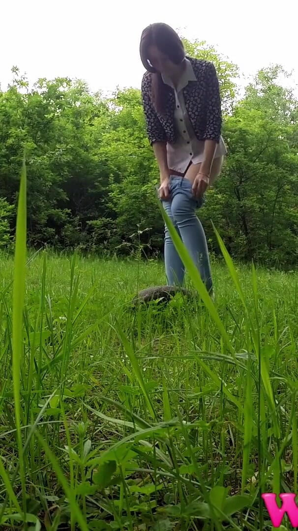 Shy Brunette Pee Outdoor and Rubs Her Wet Pussy and Pee on a Rock (Wet Diana)