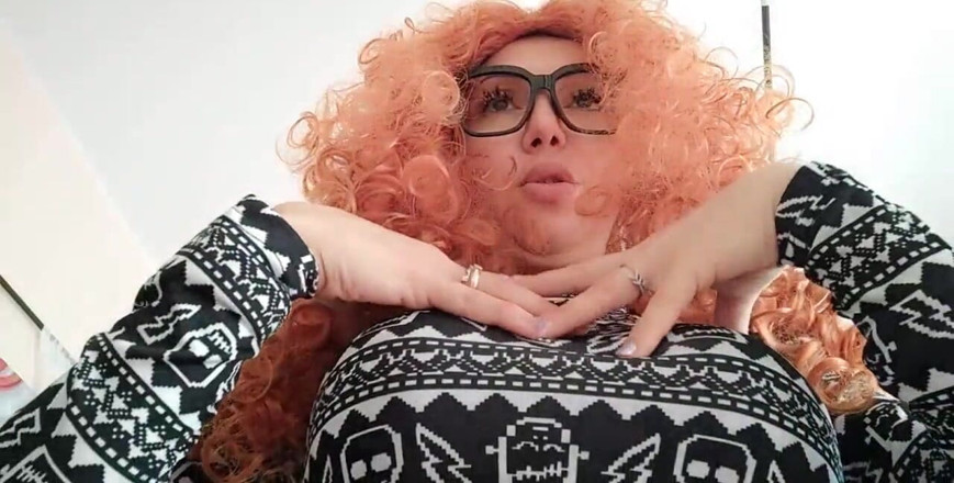 savannahamatoriale: Pęczniej moją klatkę piersiową, tak jak ja, a potem ....