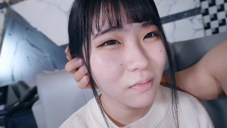 Studio Modern Shunga - JAV: Înger asiatic 21729