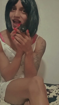 Sweet Trans GF Sizes You Down for Locktober