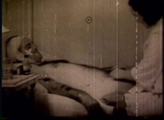 Vintage Usa: Czarno-biały film erotyczny