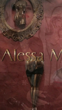 Mlle Alessa Milano, leçon de pipe
