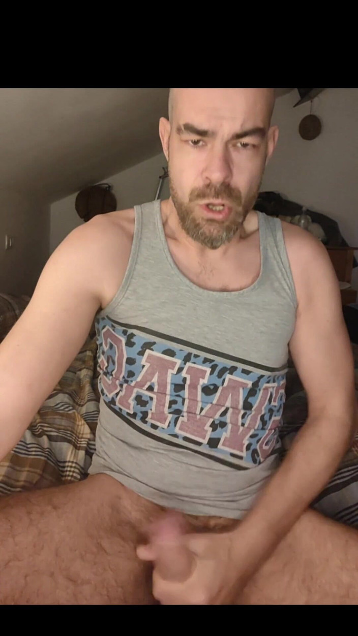 JanuxShark: 慢动作射精给U粉丝。