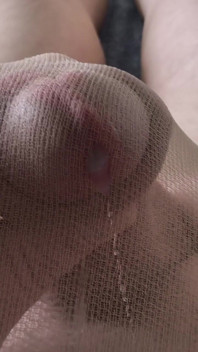 Orgasm with Sperm in Tights