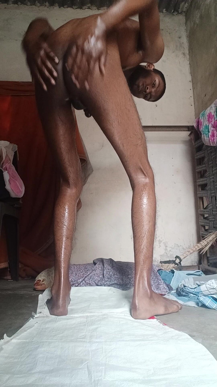 Arvind6355: Masaż olejkiem do całego ciała w domu