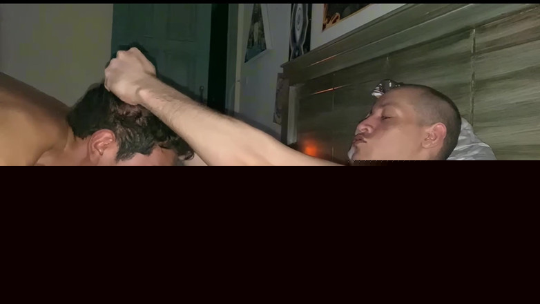 Broken holes cuckold gay: Když se vrátil... Byla jsem stále uvnitř jeho přítele