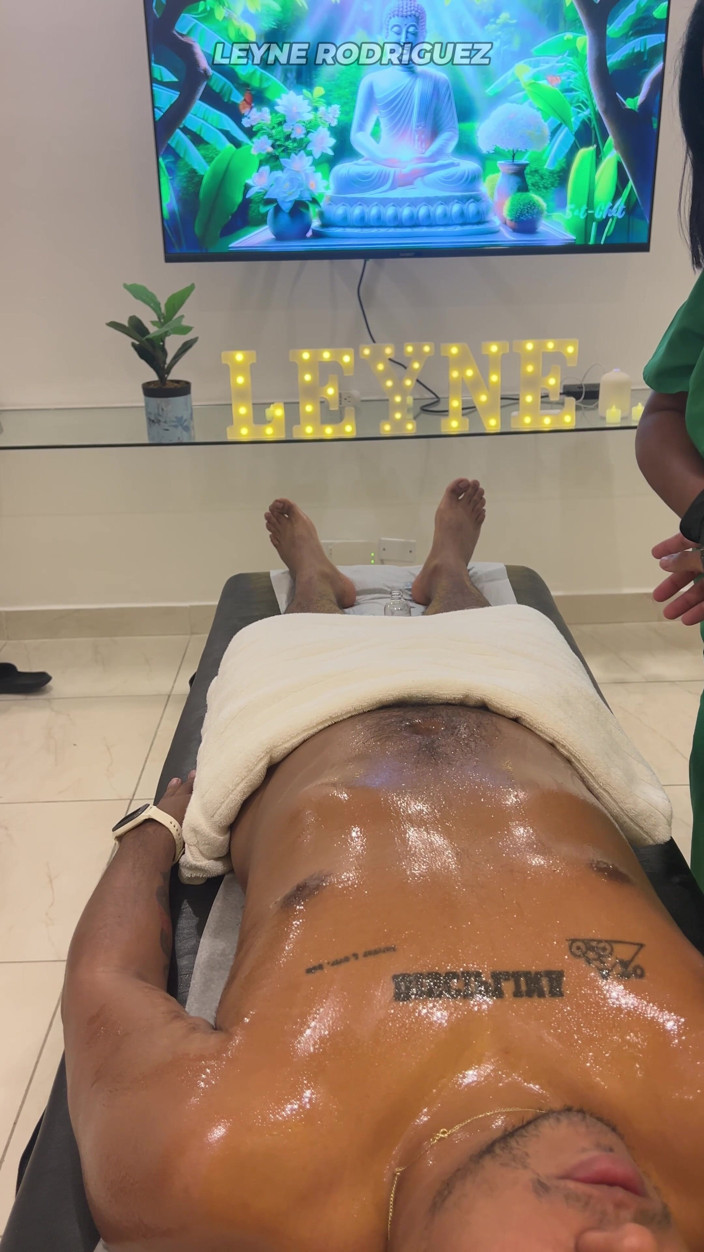 Leyne Rodriguez: Leyne Rodriguez: Hot Latina in Massage Uniform Gives an Intense...