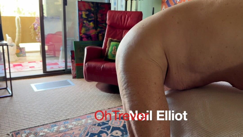 OhTrevor: Ohtrevor se tape le cul de Neil Elliots