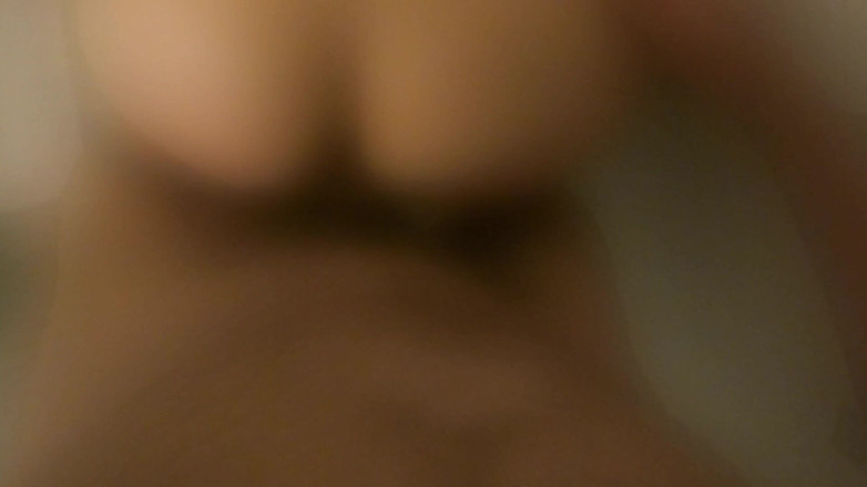 Russie Goodboy: Ducharse con padrastro, probar cosas nuevas, chupar a tu papá...