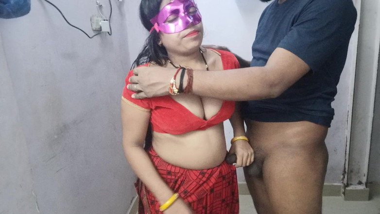 Hindi-Sex: Ateşli ve romantik desi çift seks - büyük memeli ultra seksi Hintli...