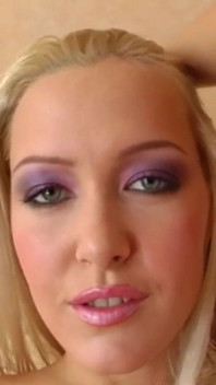 La splendida sophie moone da sola