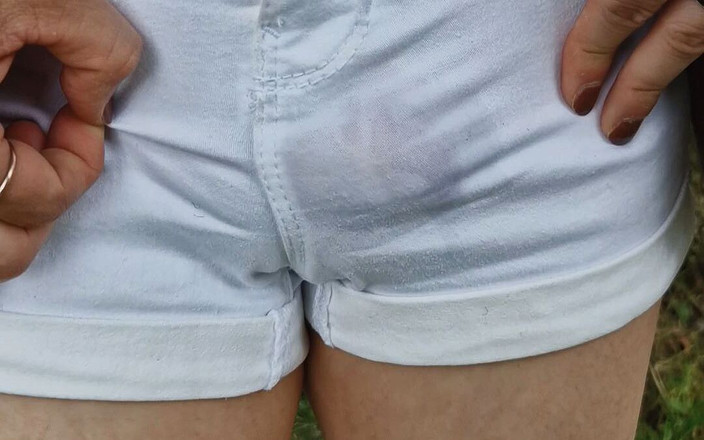 TV_Helena: Cumshot Mit Vibro-stab in Der Öffentlichkeit! Mit Sperma in Der Hose...