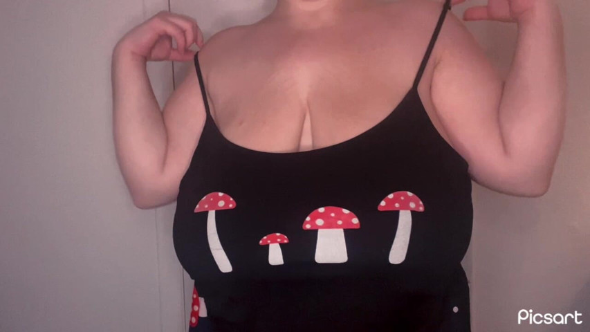 Tit Bouncing and Jumping Jacks 2 (Mushroombitchx)
