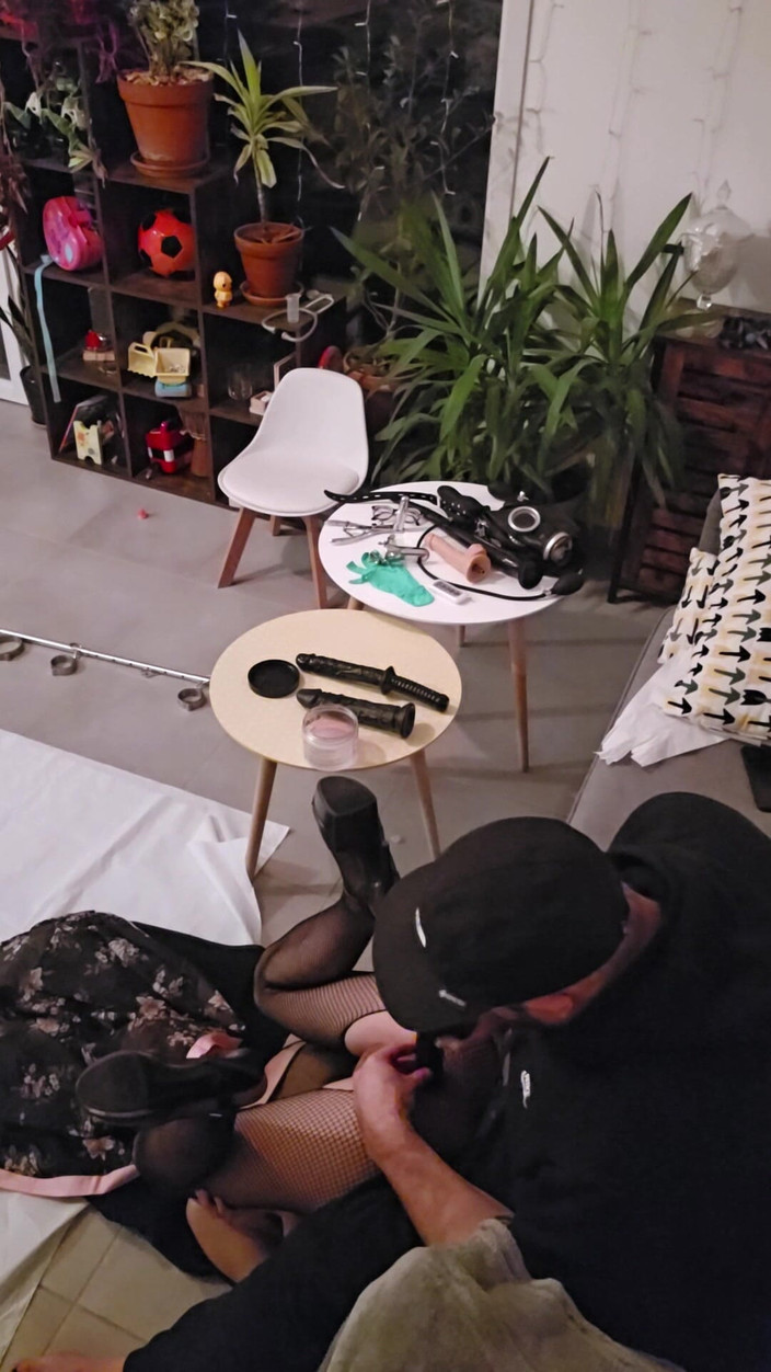 J and rose: Trening analny