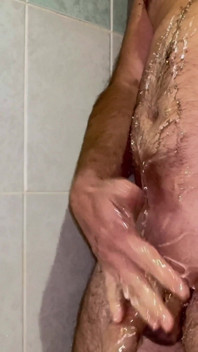 Mon fétiche ! Tu veux en sucer une ?