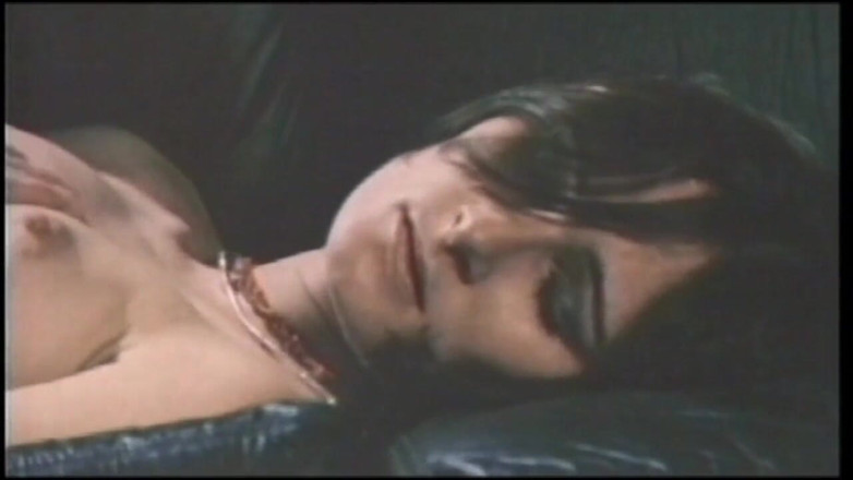 XTime Vod: Hairy cock sucking hairy pussy fucking vintage threesome