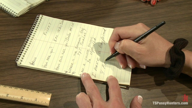 TS Pussy Hunters by Kink: ロシア語で「俺のチンポをしゃぶれ」って何?初めての女の子がTSの先生にセックスされる