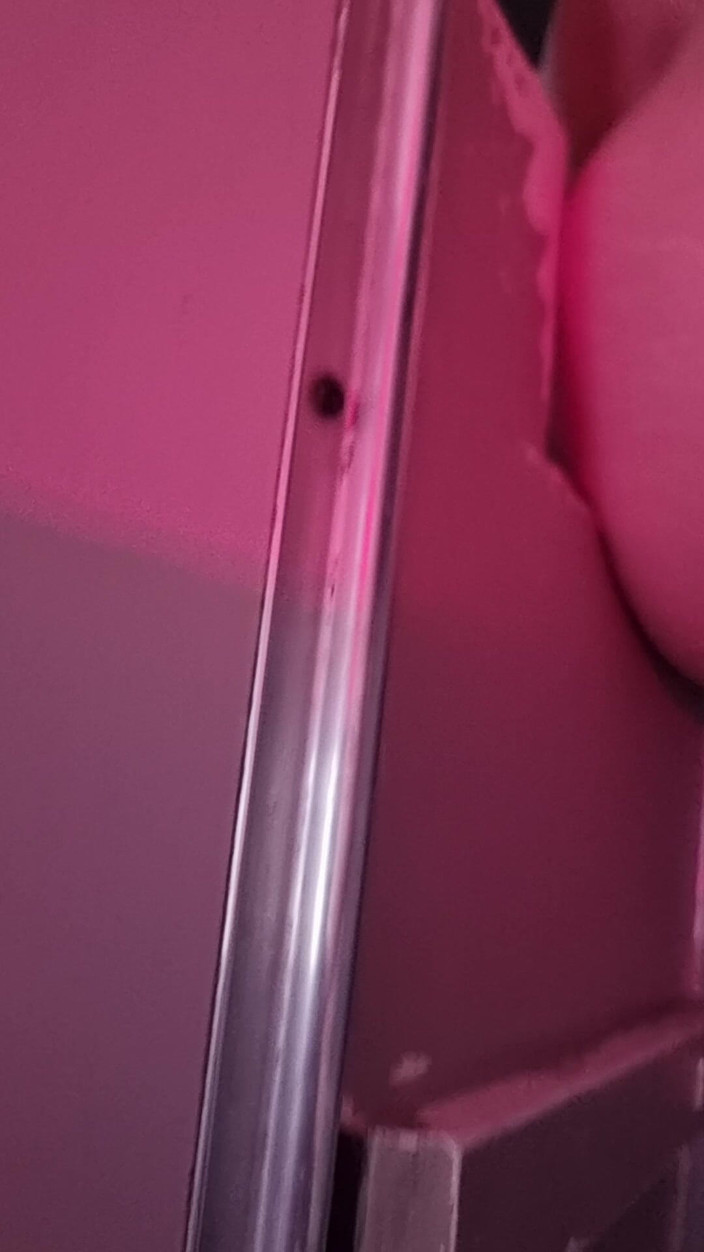 R b hubby: Une femme mariée avec un inconnu dans un glory hole