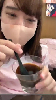 Minami-Chan, cine îmi place, va fi costumată masturbându-se în fața tuturor