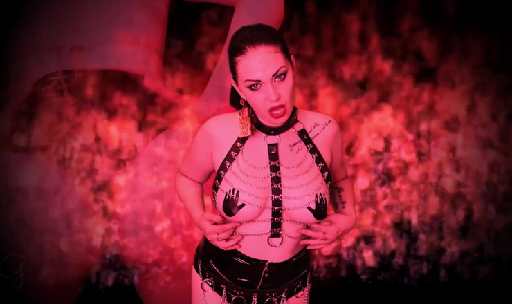 Goddess Misha Goldy: Ateşli sperminle beni çok güçlü yap! Kabuslarından Succubus için mastürbasyon!