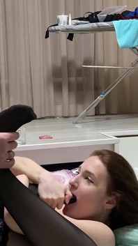 Analfick zu hause. Olivia Westsun und Leo Casanova. Echte Emotionen (teil 2)