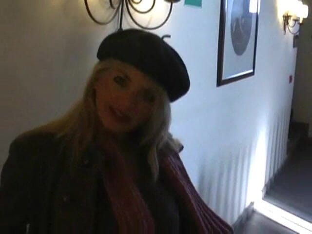 Vicky Vette: Pepeni în Milano partea 1