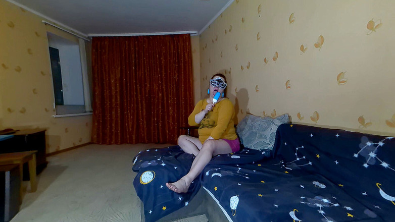 Angel_kisa: Jedl jsem zmrzlinu a dostal jsem sperma do pusy