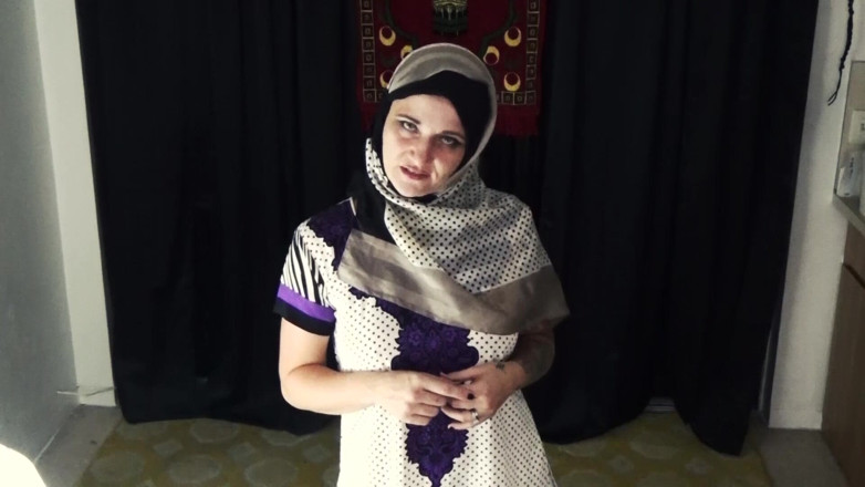 Goddess Vivian Leigh: Muslim Virgin Custom Part 1