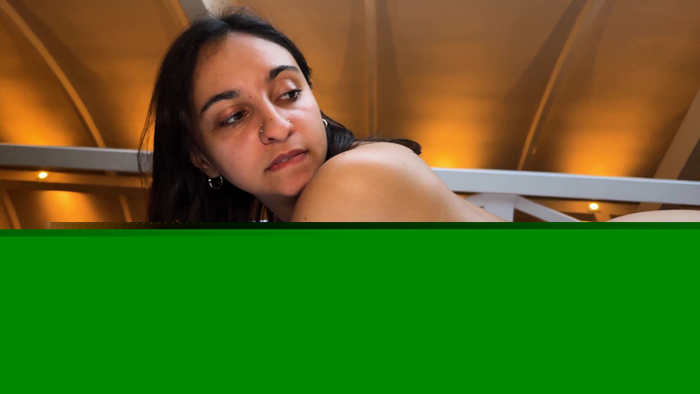 Hailey Rose: Hailey Rose šuká evropského cestovatele v pov creampie scéně