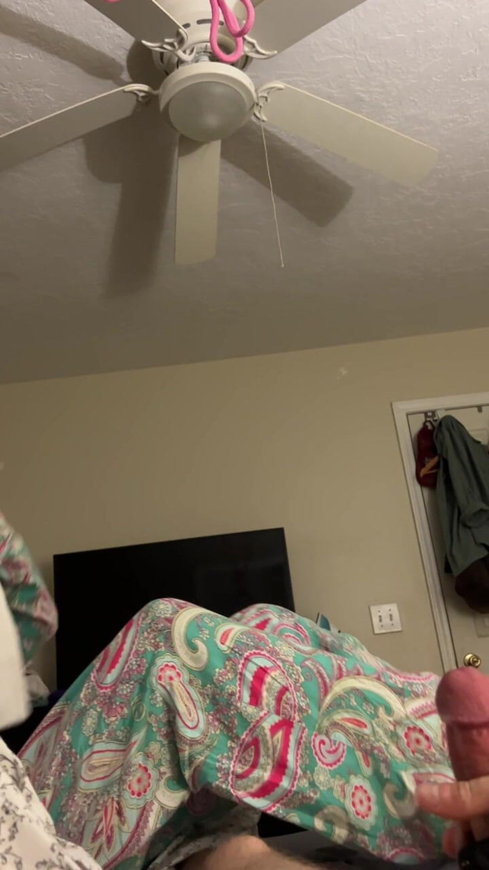 IntimateIsles: POV Blowjob