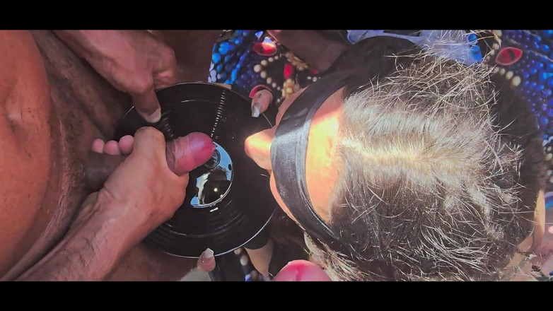 NubeBukkake: I Love Gangbang T-shirt Bukkake Beach